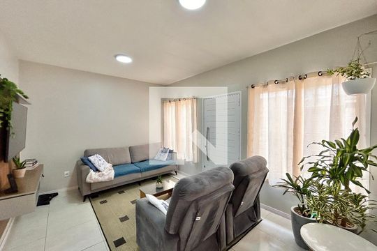 Sala de casa à venda com 3 quartos, 176m² em Vicentina, São Leopoldo