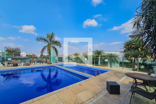 Área comum - Piscina de apartamento para alugar com 2 quartos, 42m² em Chacaras Reunidas Santa Terezinha, Contagem