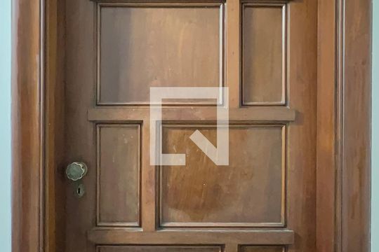 Quarto 2 de casa à venda com 2 quartos, 136m² em Jardim Paulista, São Paulo