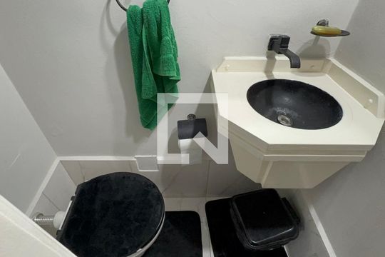 Lavabo de casa à venda com 2 quartos, 136m² em Jardim Paulista, São Paulo