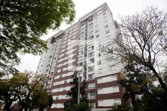 Fachada de apartamento à venda com 2 quartos, 64m² em Santana, Porto Alegre