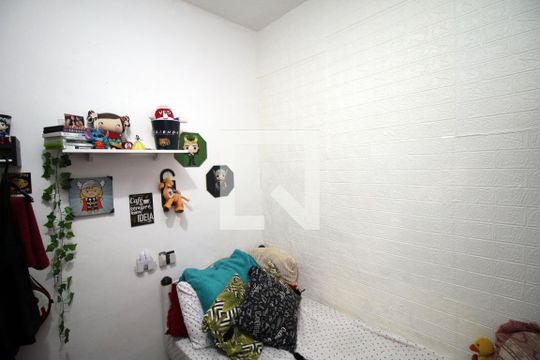 Quarto 1 de apartamento à venda com 2 quartos, 200m² em Irajá, Rio de Janeiro
