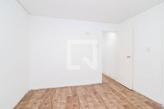 Quarto  de casa à venda com 5 quartos, 520m² em Parada Xv de Novembro, São Paulo
