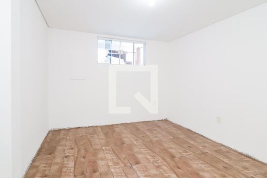 Quarto  de casa à venda com 5 quartos, 520m² em Parada Xv de Novembro, São Paulo
