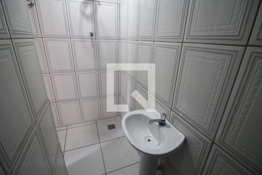 Banheiro 1 de casa à venda com 2 quartos, 100m² em Solar do Barreiro, Belo Horizonte