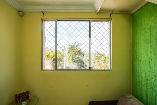 Sala de apartamento à venda com 4 quartos, 120m² em Jaqueline, Belo Horizonte
