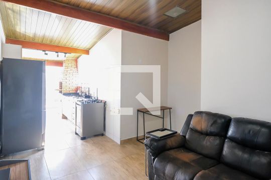 Sala de TV de apartamento para alugar com 2 quartos, 104m² em Santa Maria, Santo André