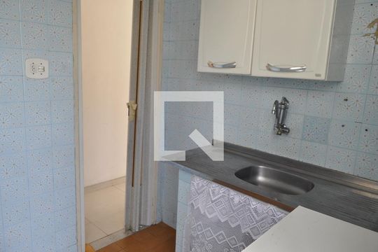 Cozinha de apartamento para alugar com 2 quartos, 45m² em Engenho Novo, Rio de Janeiro