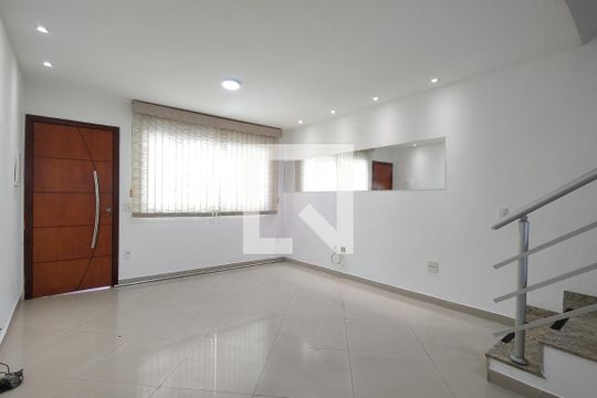 Sala de casa à venda com 3 quartos, 230m² em Jacarepaguá, Rio de Janeiro