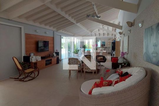 Casa à venda com 4 quartos, 1500m² em Barra da Tijuca, Rio de Janeiro