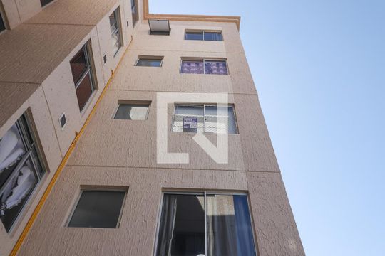 Placa de apartamento para alugar com 2 quartos, 42m² em Sarandi, Porto Alegre
