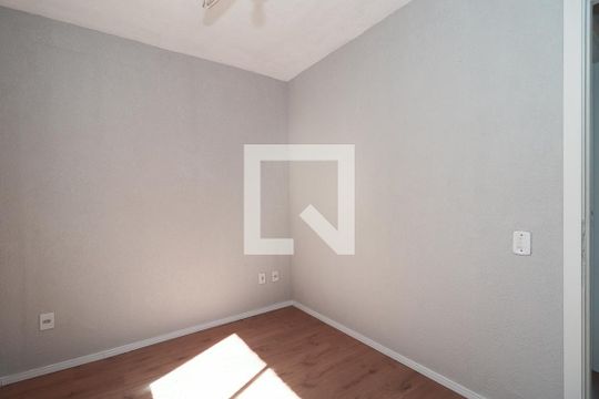 Quarto de apartamento para alugar com 2 quartos, 42m² em Sarandi, Porto Alegre