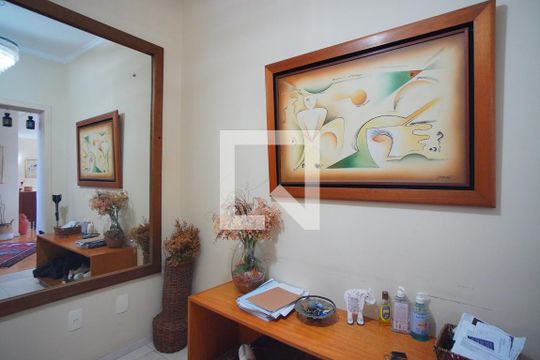 Entrada de apartamento à venda com 4 quartos, 230m² em Rio Branco, Porto Alegre
