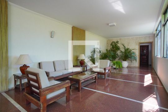 Hall social de apartamento à venda com 4 quartos, 230m² em Rio Branco, Porto Alegre