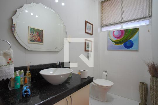 Lavabo de apartamento à venda com 4 quartos, 230m² em Rio Branco, Porto Alegre