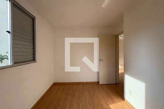 Quarto 1 de apartamento à venda com 2 quartos, 50m² em Parque São Vicente, Mauá