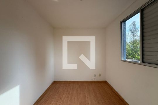 Quarto 1 de apartamento à venda com 2 quartos, 50m² em Parque São Vicente, Mauá
