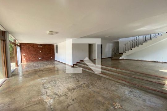 Casa de Condomínio para alugar com 6 quartos, 1290m² em Vila d’el Rey, Nova Lima