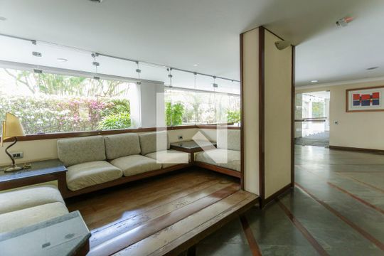 Hall social de apartamento à venda com 3 quartos, 213m² em Indianópolis, São Paulo