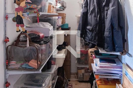 Suíte - Closet de casa à venda com 4 quartos, 115m² em Vila Nelson, São Paulo