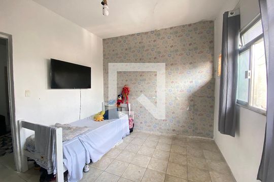 Quarto  de casa à venda com 2 quartos, 85m² em Pilares, Rio de Janeiro