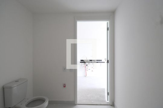 Banheiro de kitnet/studio à venda com 1 quarto, 25m² em Vila Aricanduva, São Paulo