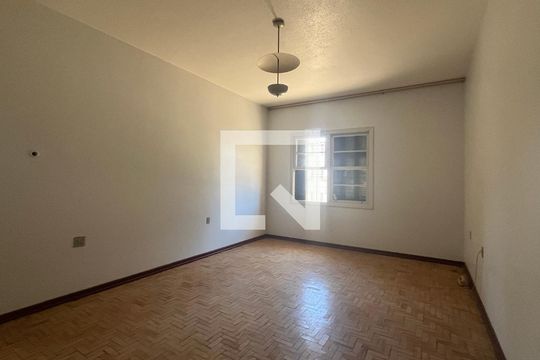 Quarto 2 de casa para alugar com 2 quartos, 213m² em Nova Campinas, Campinas
