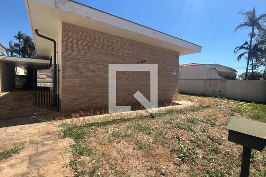 Área Externa de casa para alugar com 2 quartos, 213m² em Nova Campinas, Campinas