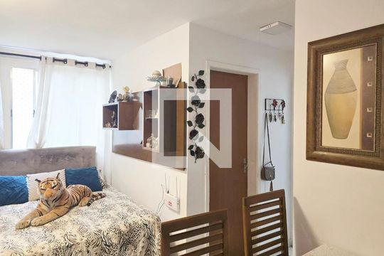 Sala de apartamento à venda com 2 quartos, 44m² em Vila Galvão, Guarulhos