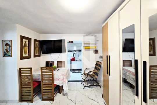 Sala de apartamento à venda com 2 quartos, 44m² em Vila Galvão, Guarulhos