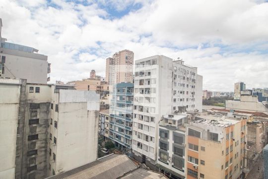 Vista da Varanda de apartamento à venda com 1 quarto, 34m² em Centro Histórico, Porto Alegre