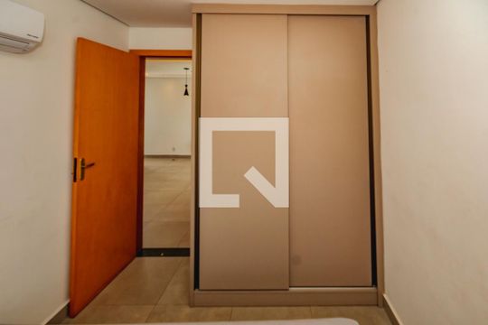 Quarto 2 de apartamento para alugar com 2 quartos, 70m² em Mantiqueira, Belo Horizonte