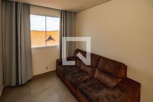 Quarto 1 de apartamento para alugar com 2 quartos, 70m² em Mantiqueira, Belo Horizonte