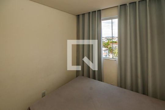 Quarto 2 de apartamento para alugar com 2 quartos, 70m² em Mantiqueira, Belo Horizonte