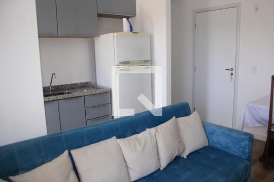 Sala de apartamento à venda com 2 quartos, 45m² em Vila Galvão, Guarulhos