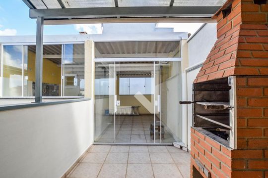Área de Serviço de apartamento para alugar com 2 quartos, 45m² em Vila Linda, Santo André