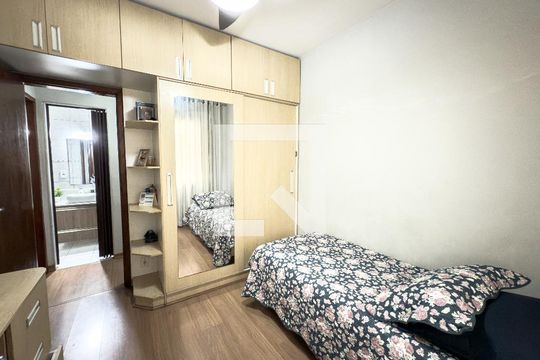 Quarto 1 de apartamento à venda com 2 quartos, 60m² em Irajá, Rio de Janeiro