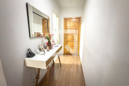 Sala de apartamento à venda com 2 quartos, 60m² em Irajá, Rio de Janeiro