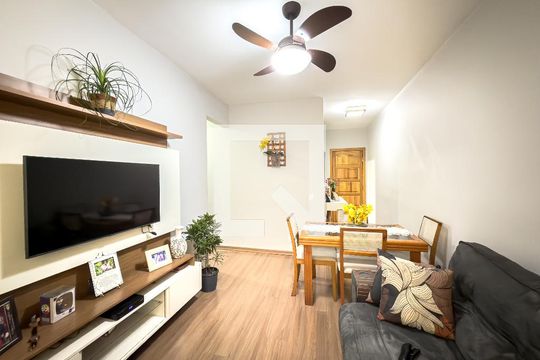 Sala de apartamento à venda com 2 quartos, 60m² em Irajá, Rio de Janeiro