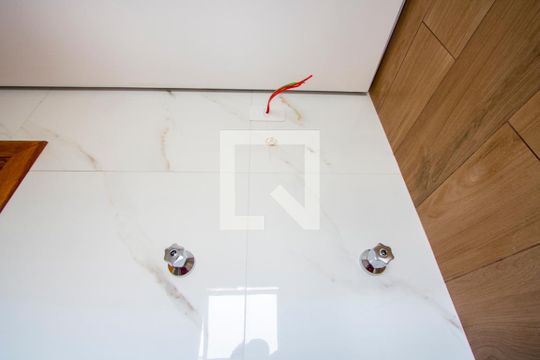 Banheiro da Suíte 2 de casa à venda com 2 quartos, 93m² em Vila Linda, Santo André