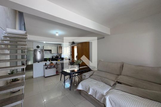 Sala de casa à venda com 2 quartos, 112m² em Vila Junqueira, Santo André