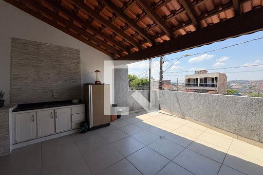 Varanda de casa à venda com 2 quartos, 112m² em Vila Junqueira, Santo André