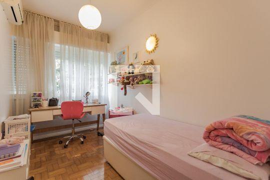Quarto 2 de apartamento à venda com 4 quartos, 259m² em Bom Fim, Porto Alegre