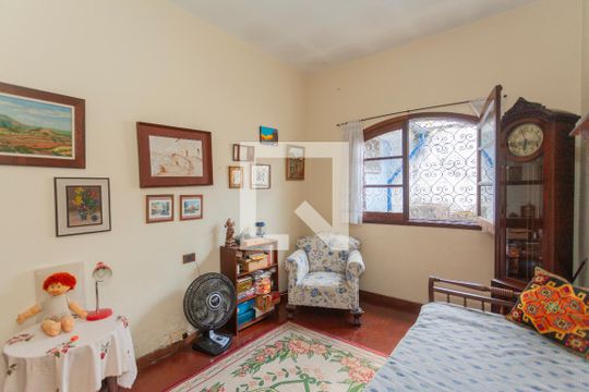 Quarto 2 de casa à venda com 3 quartos, 190m² em Vila Campo Grande, São Paulo