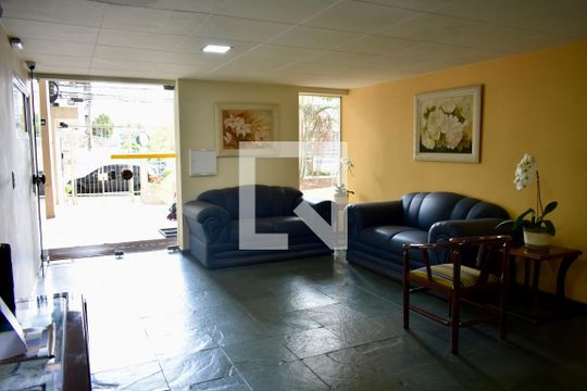 Hall de entrada de apartamento à venda com 1 quarto, 50m² em Parque Imperial, São Paulo