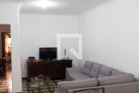 Casa à venda com 3 quartos, 160m² em Vila Valparaíso, Santo André