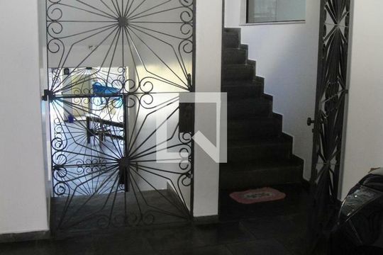 Casa à venda com 4 quartos, 500m² em Campestre, Santo André