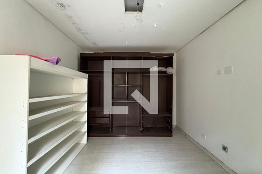 Quarto 1 de casa à venda com 3 quartos, 424m² em Parque Bandeirante, Santo André