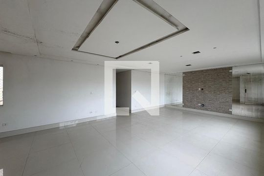 Sala de casa à venda com 3 quartos, 424m² em Parque Bandeirante, Santo André