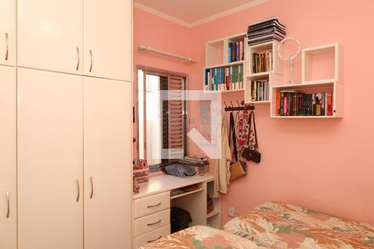 Quarto 1 de casa à venda com 4 quartos, 300m² em Vila Giordano, São Paulo